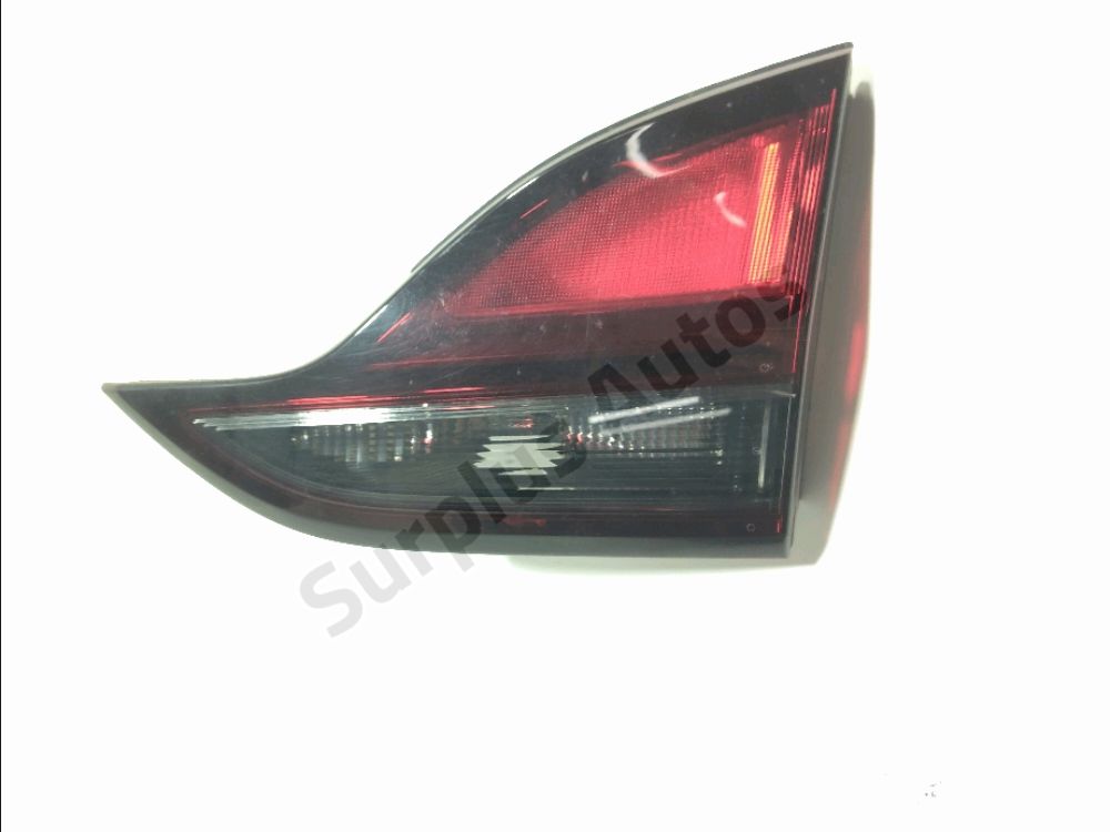 Feu arrière intérieur droit