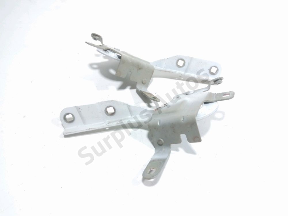 Jeu de charnières de capot