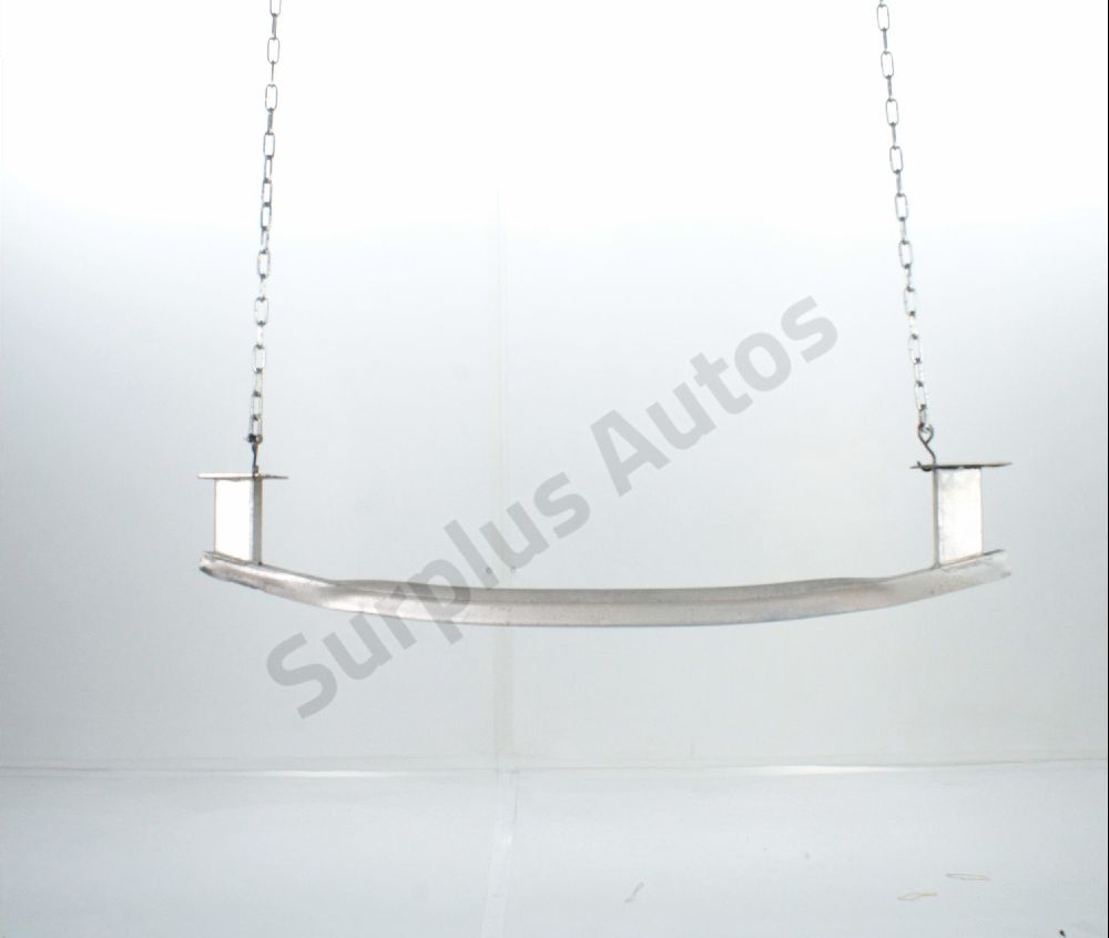 Renfort pare-choc arrière