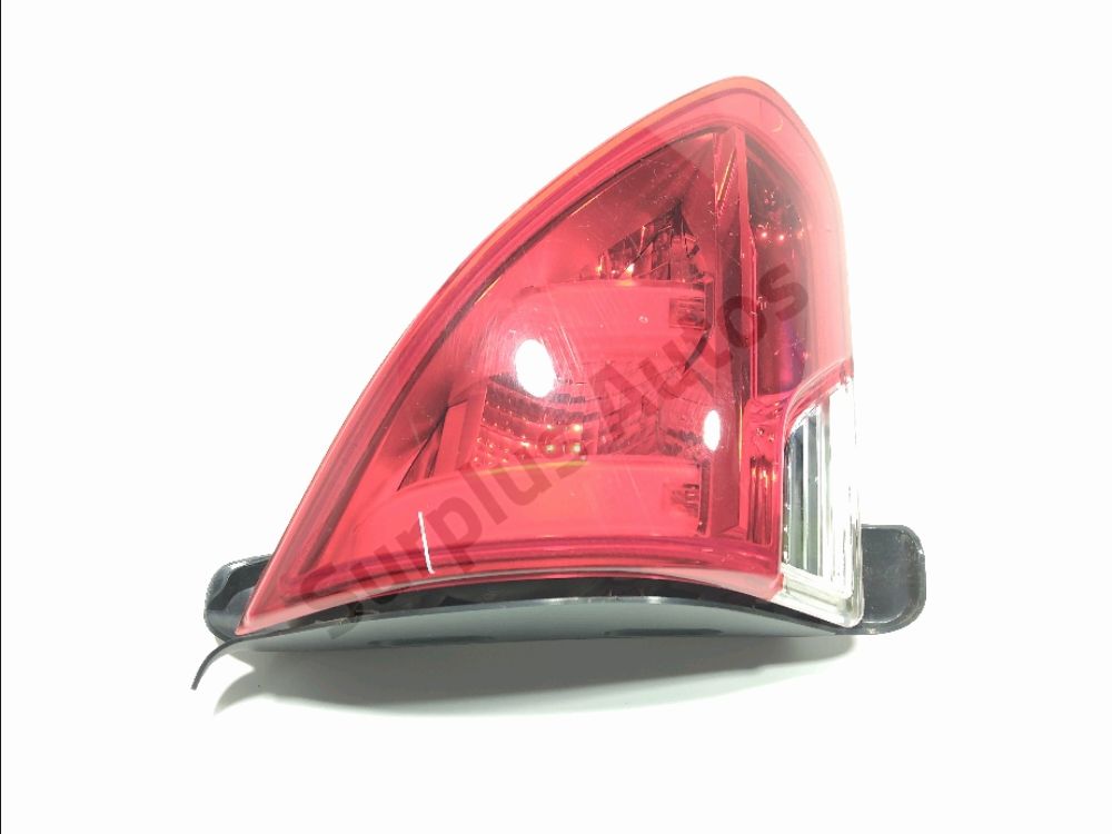 Feu arriere interieur gauche