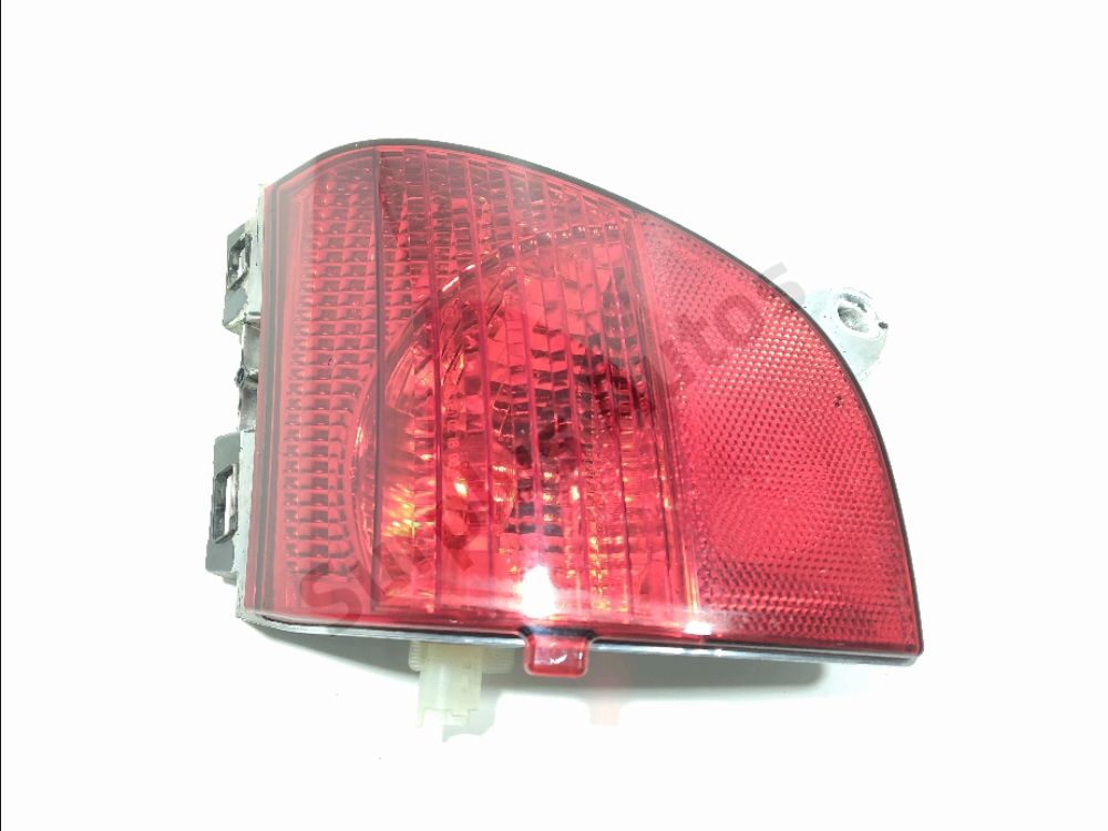 Feu de brouillard arrière gauche