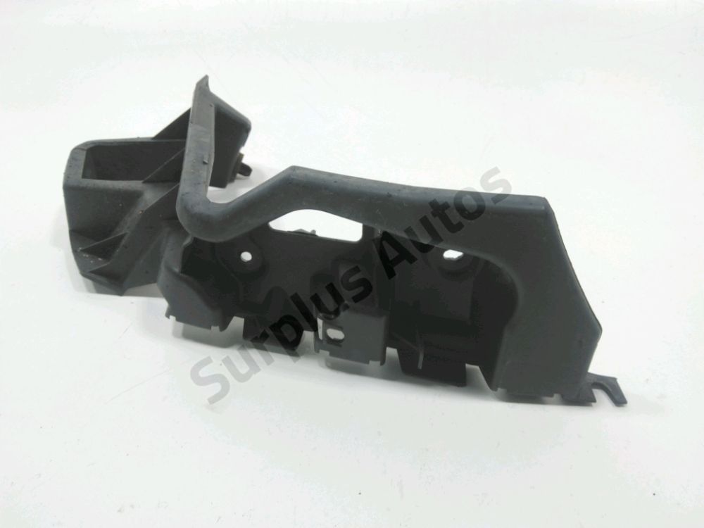 Support gauche de pare-choc arrière