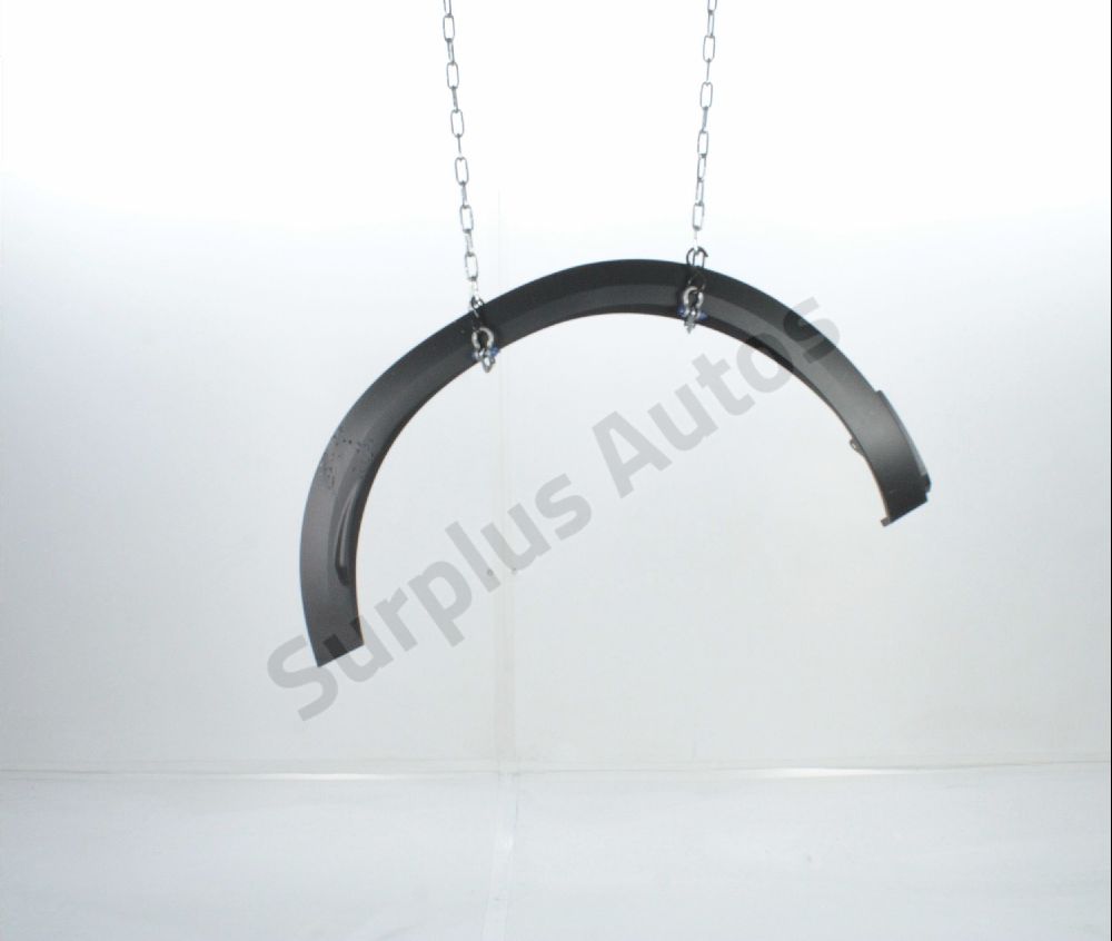 Elargisseur d'aile arrière droit