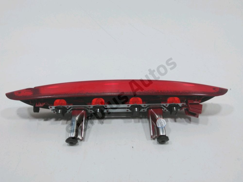 Feu stop supplémentaire