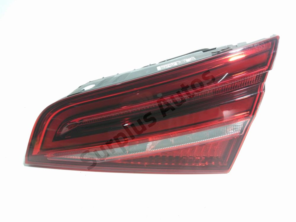 Feu arrière intérieur droit