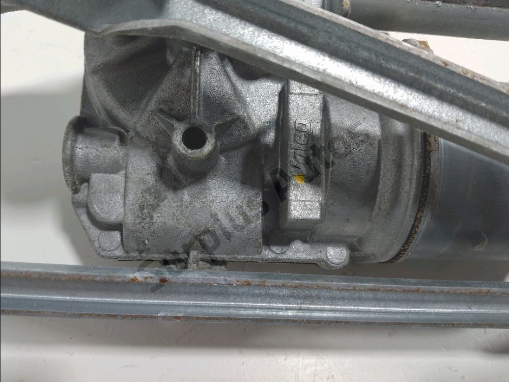 Mécanisme + moteur d'essuie glace avant