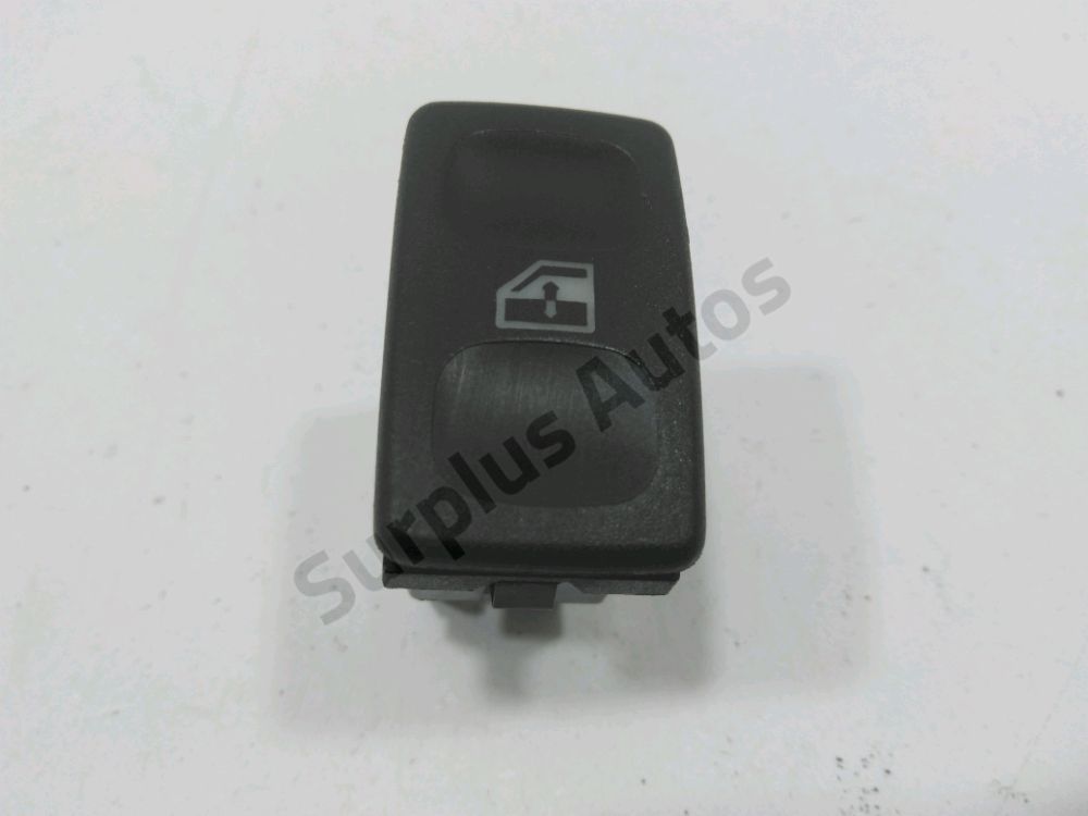 Commande lève-vitre avant droit