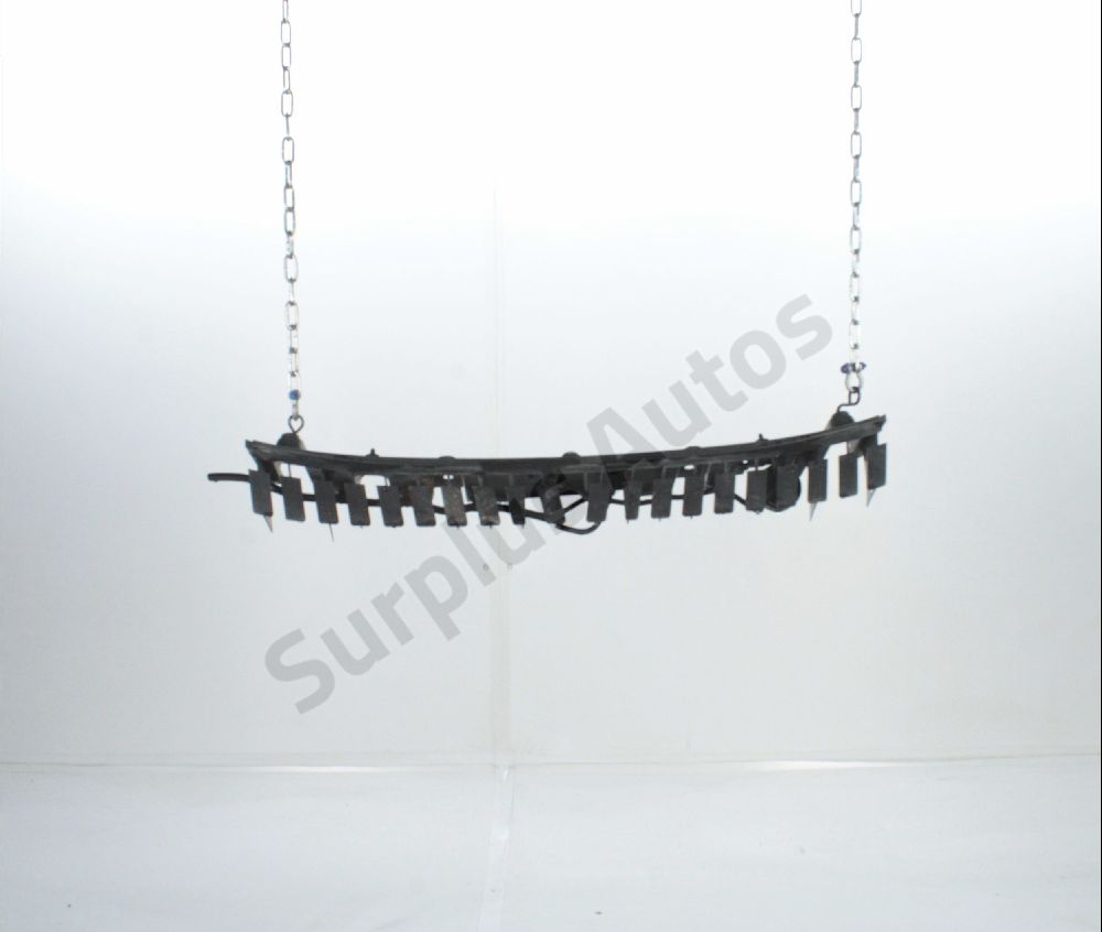 Support central de pare-choc arrière