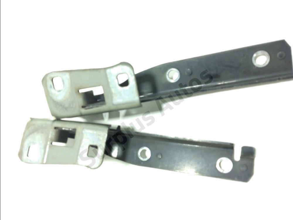 Jeu de charnières de capot