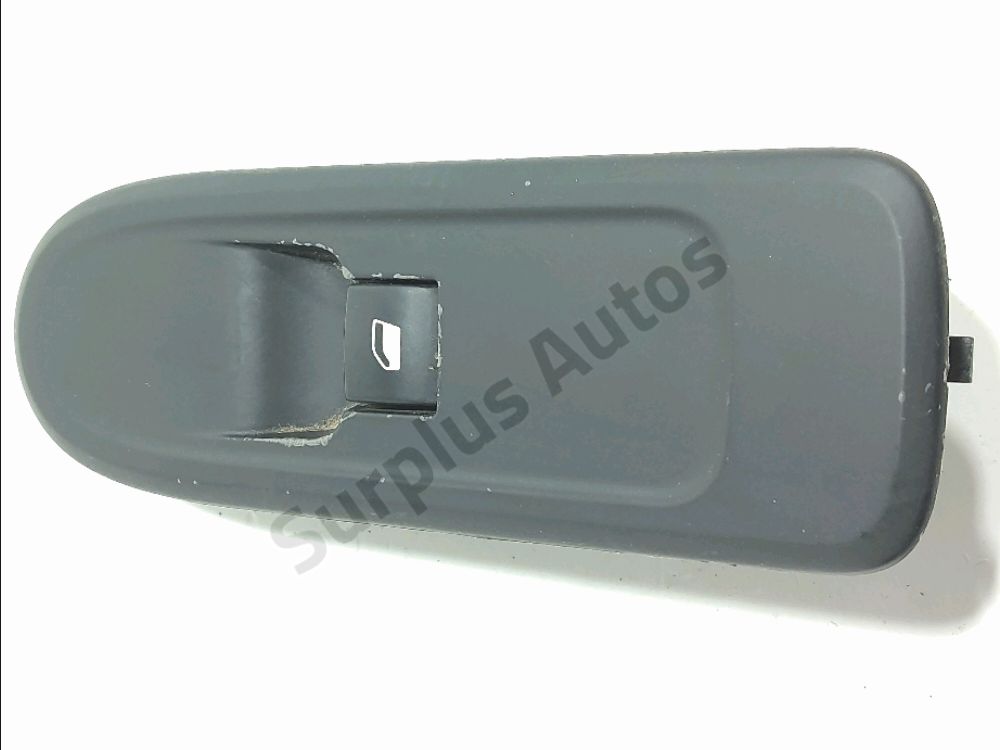 Commande lève-vitre avant droit