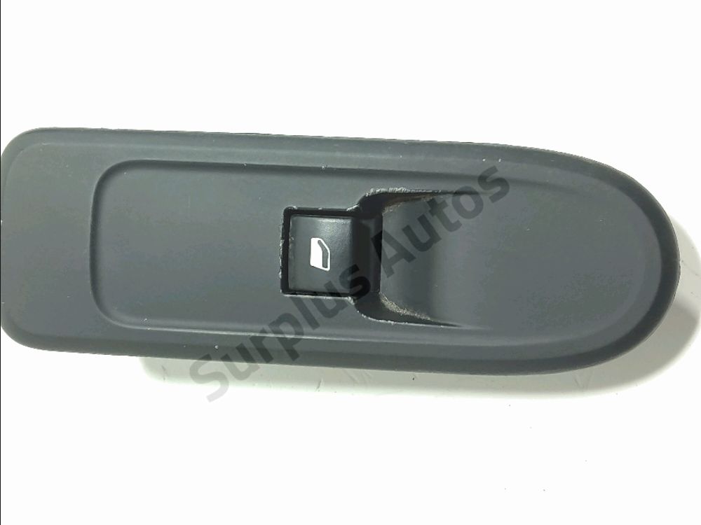 Commande lève-vitre avant droit