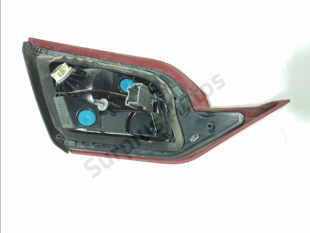 Feu arrière intérieur droit