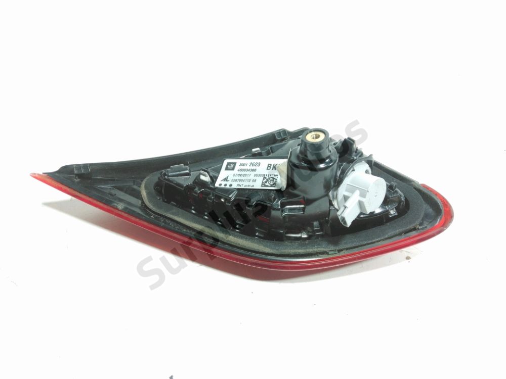 Feu arrière intérieur gauche