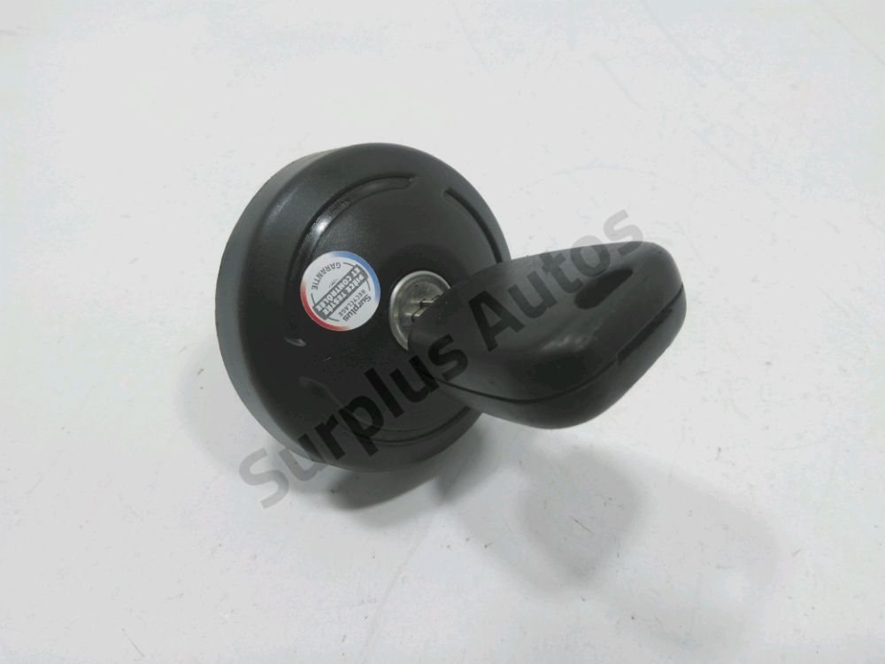 Bouchon de reservoir a carburant