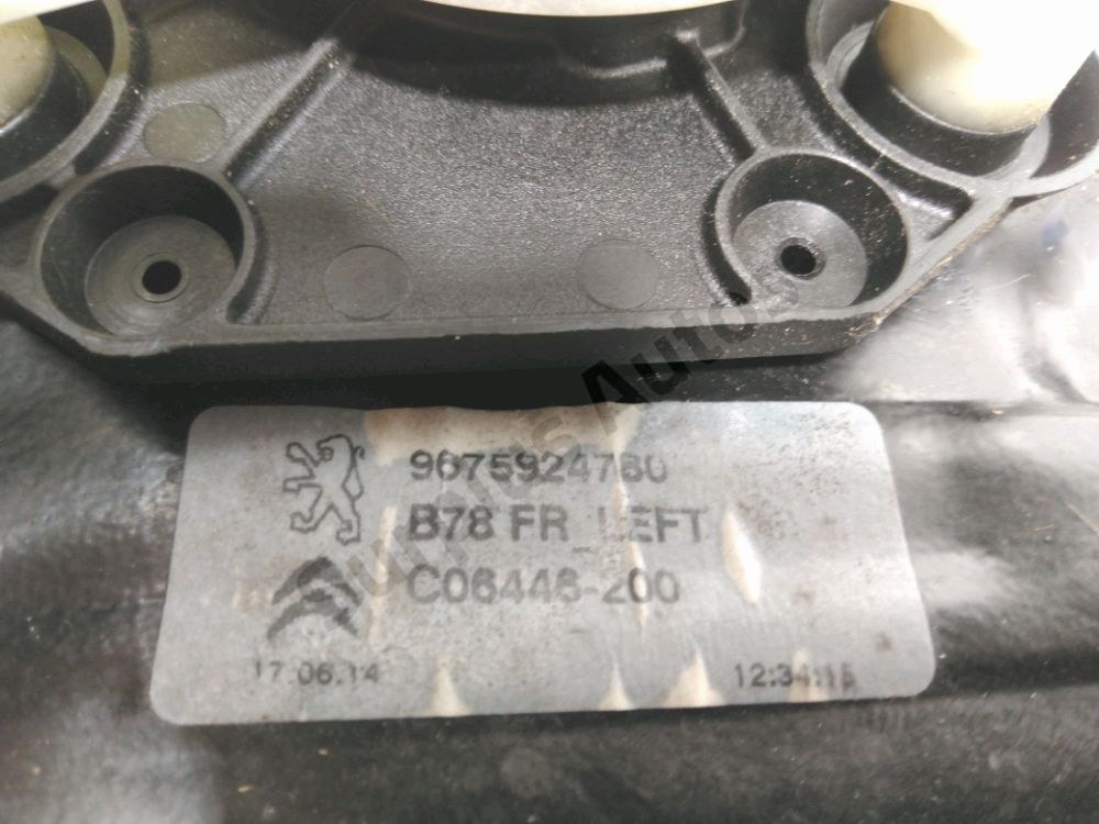 Lève-vitre électrique avant gauche