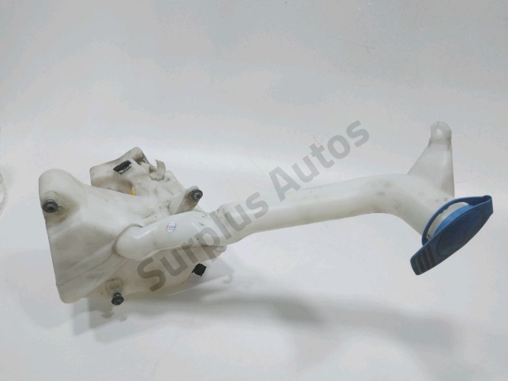 Réservoir de lave glace avant