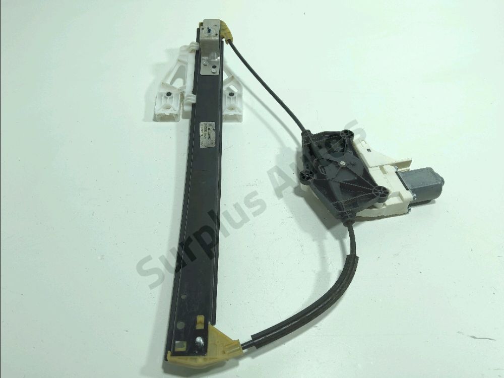 Leve-vitre electrique arriere droit