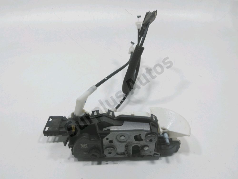 Serrure de porte avant gauche