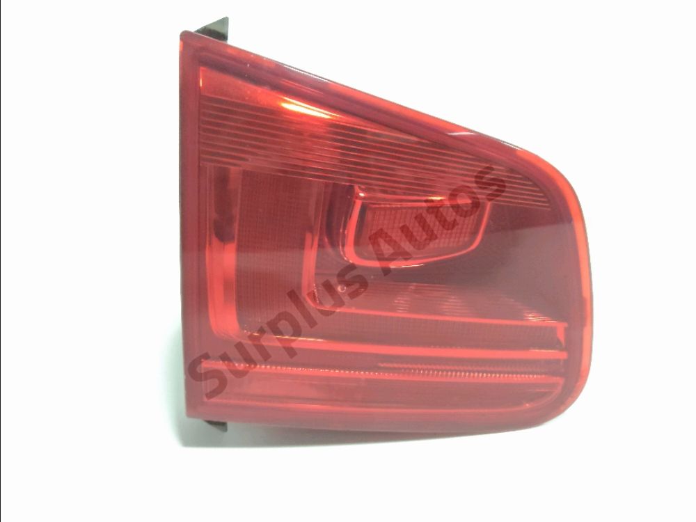 Feu arriere interieur gauche