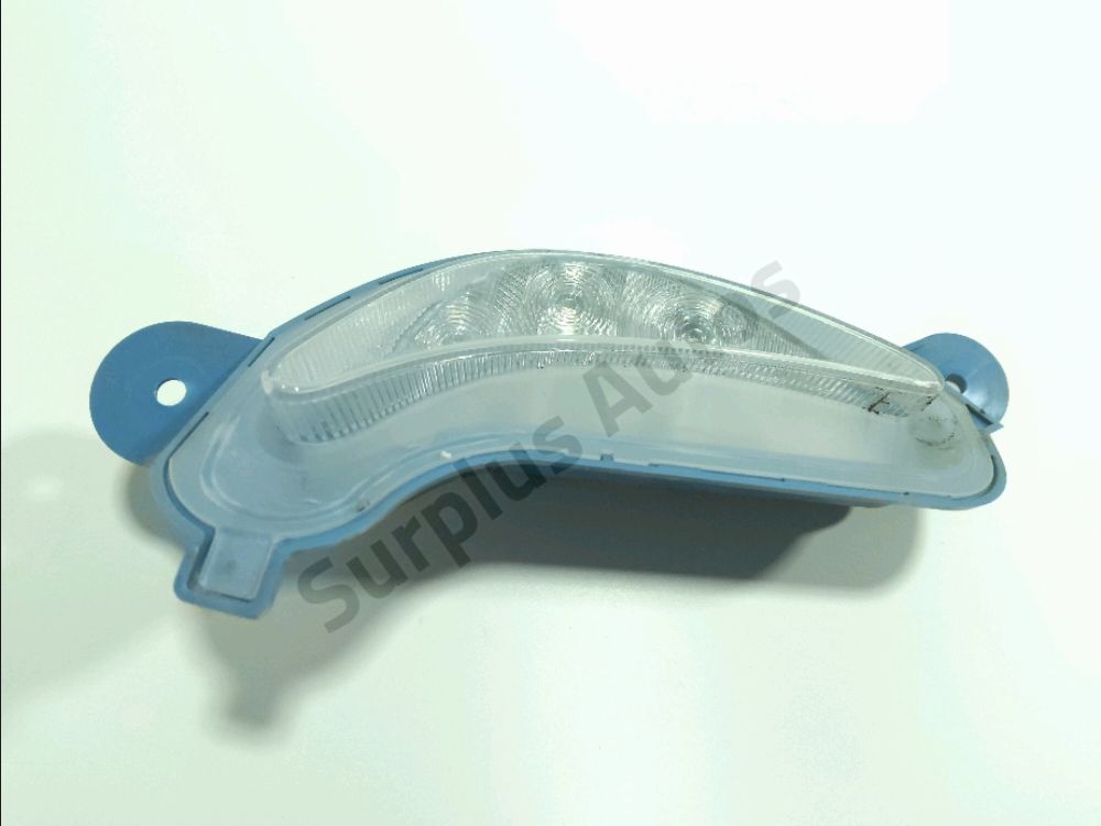 Feu diurne avant gauche