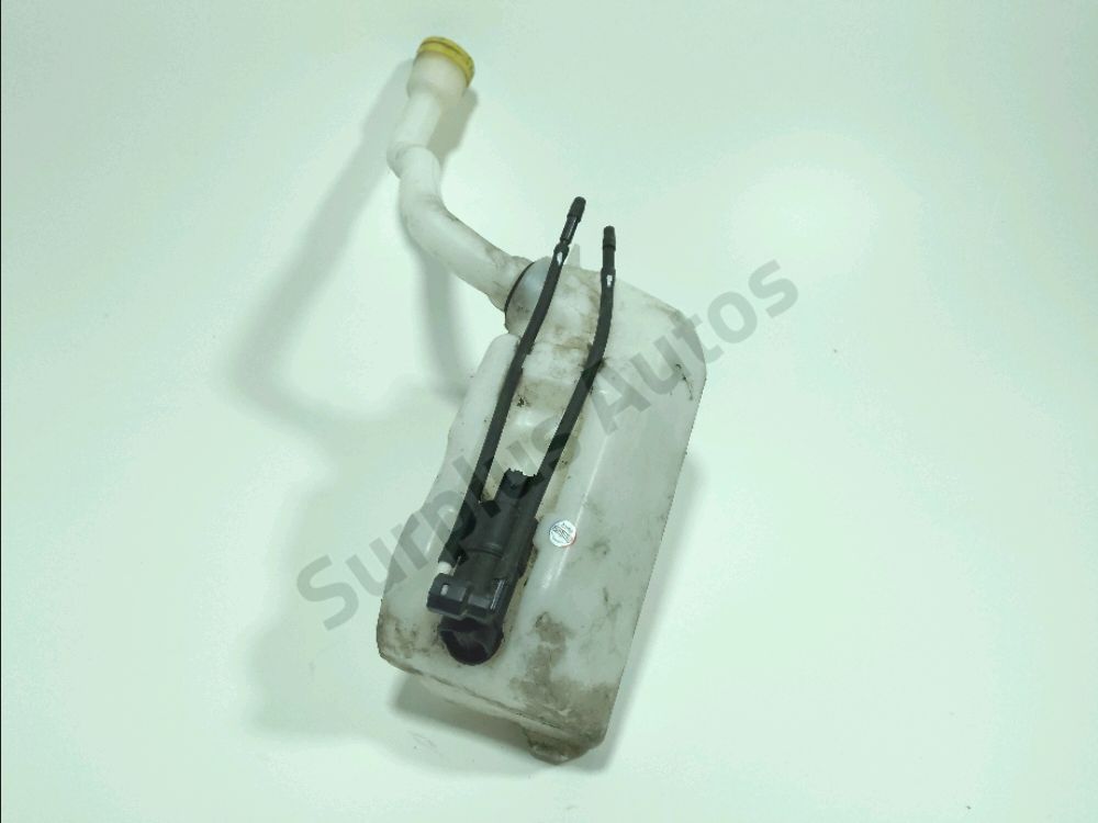 Réservoir de lave glace avant