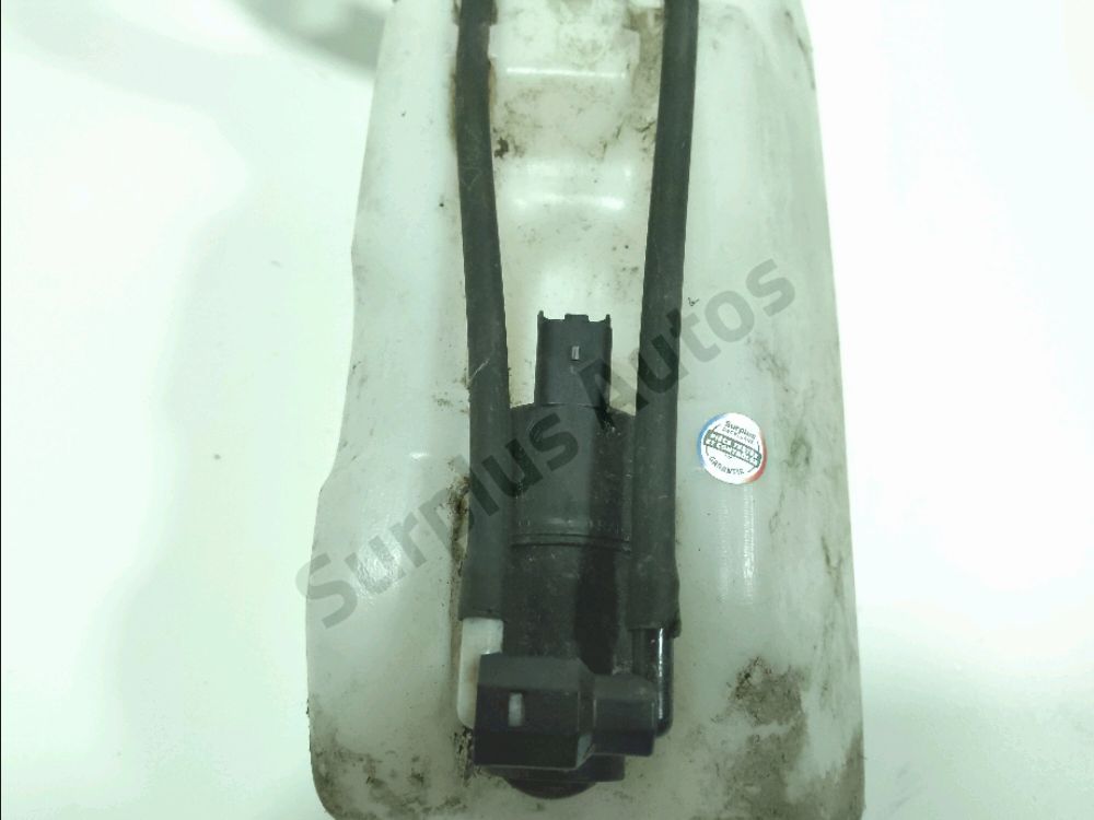 Réservoir de lave glace avant