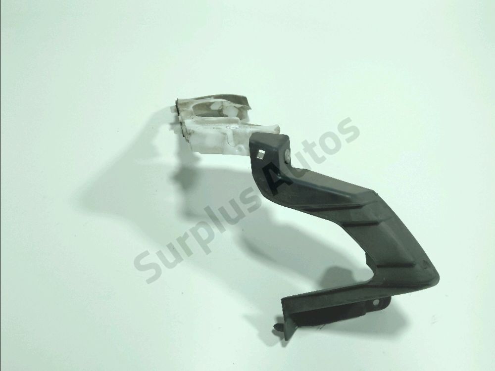 Support droit de pare-choc arrière