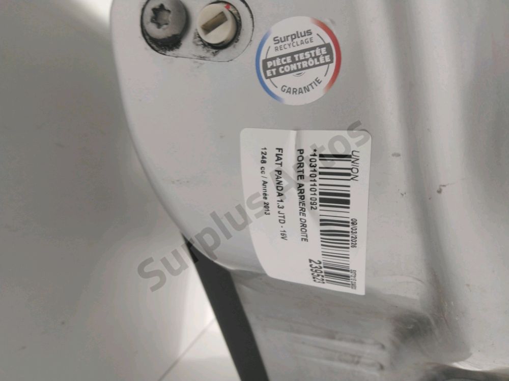 Porte arrière droite