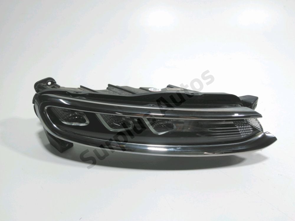 Feu diurne avant droit