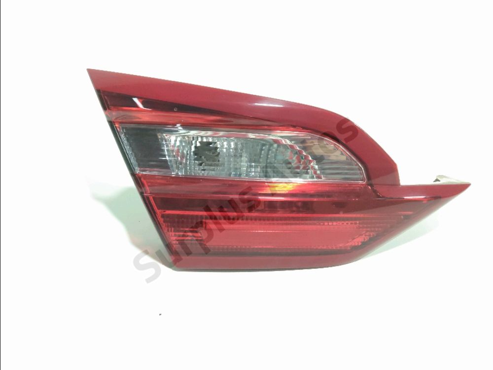 Feu arriere interieur gauche