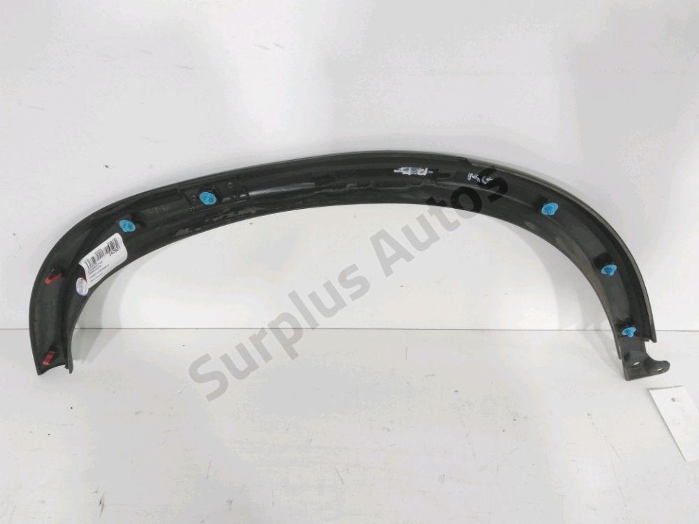 Elargisseur d'aile arrière gauche