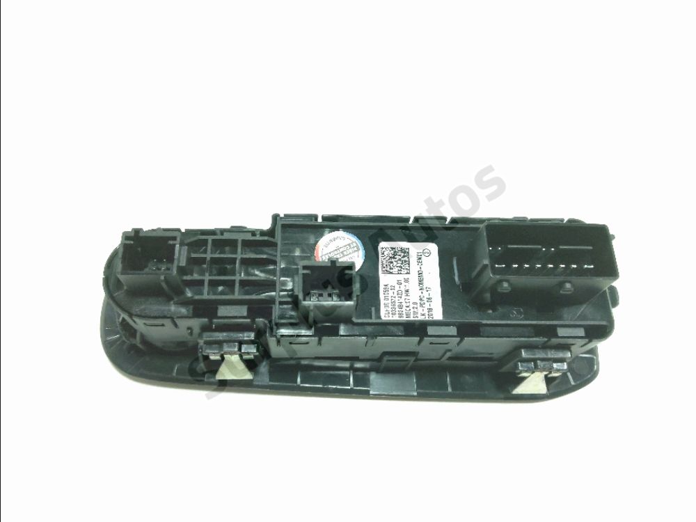 Commande lève-vitre avant gauche