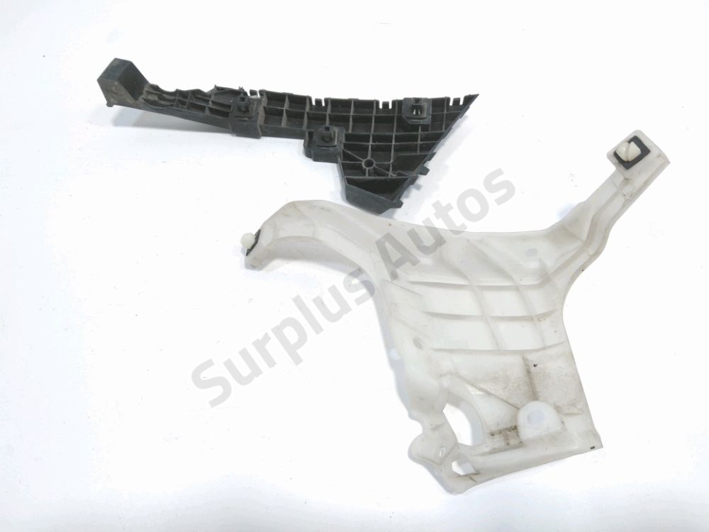 Support droit de pare-choc arrière