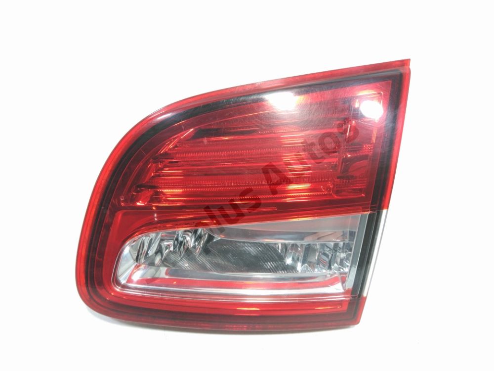 Feu arriere interieur droit