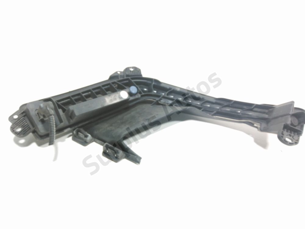 Feu diurne avant droit