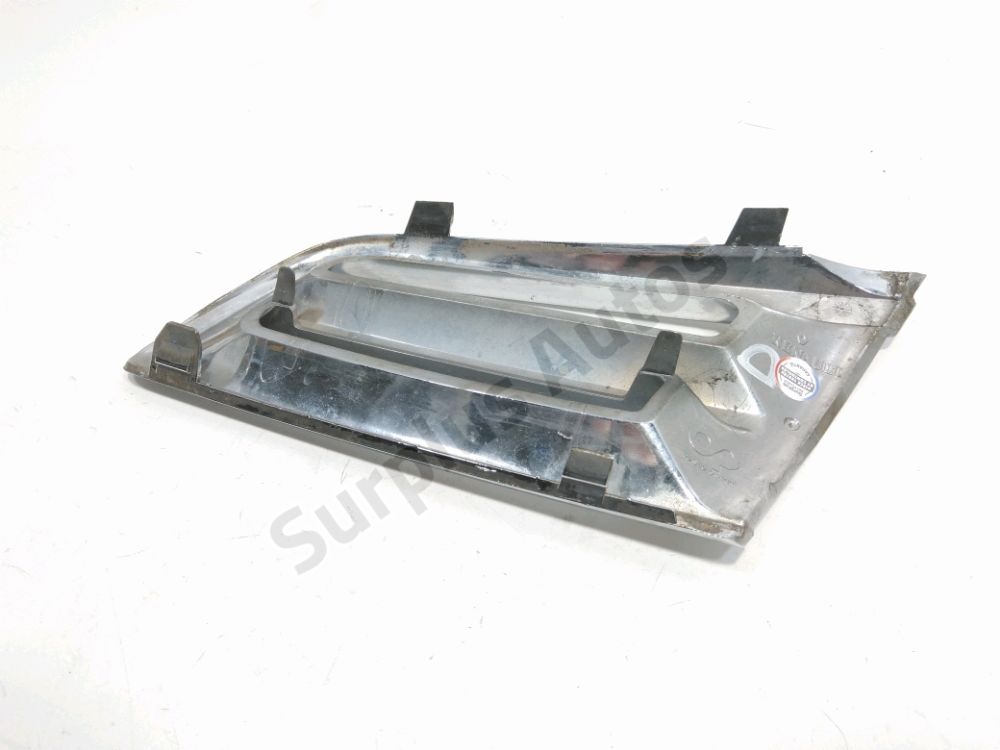 Grille de calandre droite