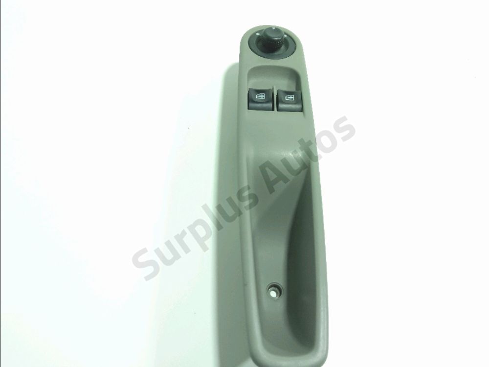 Commande lève-vitre avant gauche