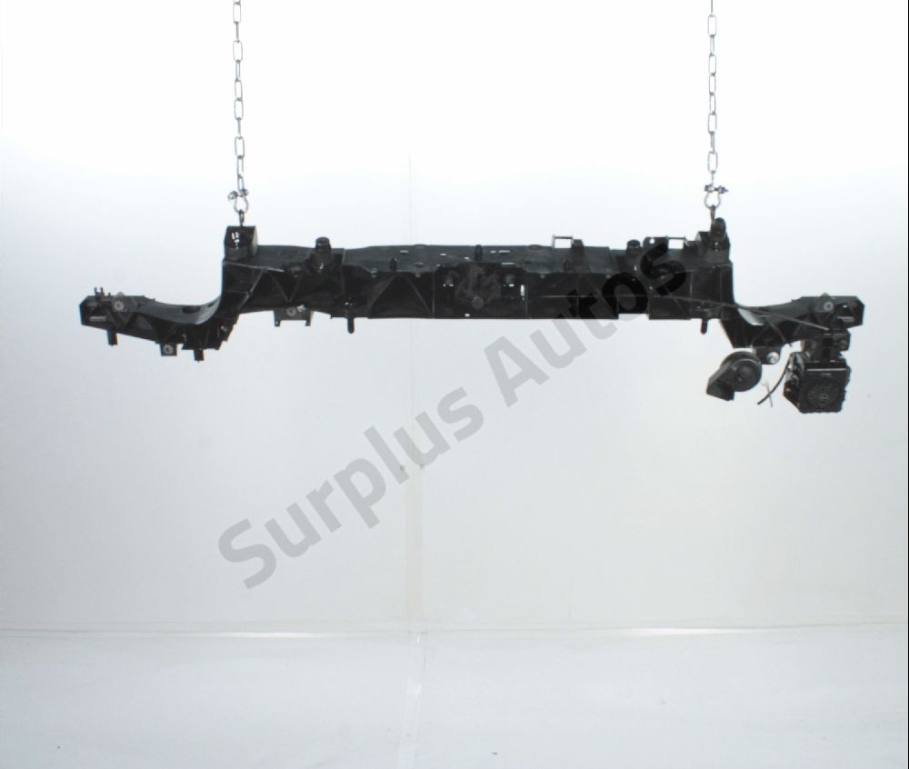 Traverse superieure armature avant