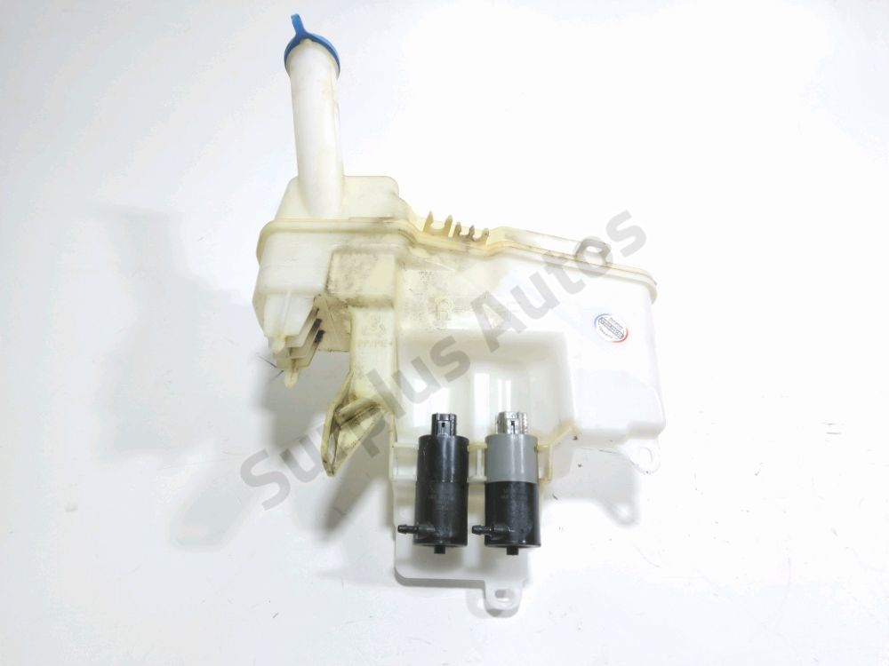 Réservoir de lave glace avant