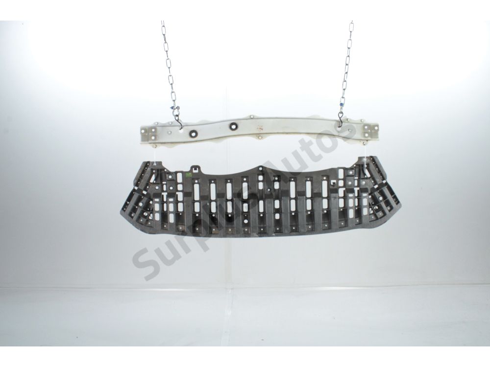 Traverse inférieure armature avant