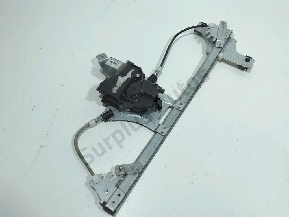 Lève-vitre électrique avant gauche