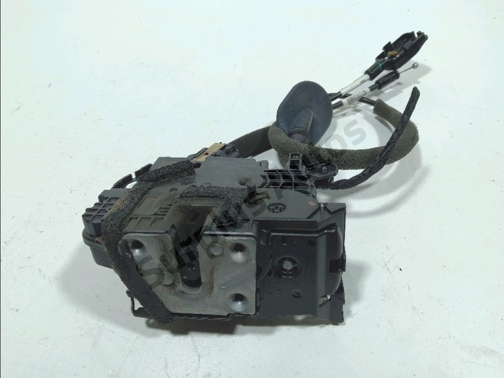 Serrure de porte arrière gauche