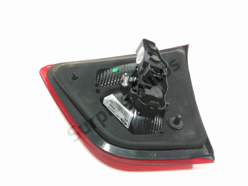 Feu arrière intérieur gauche