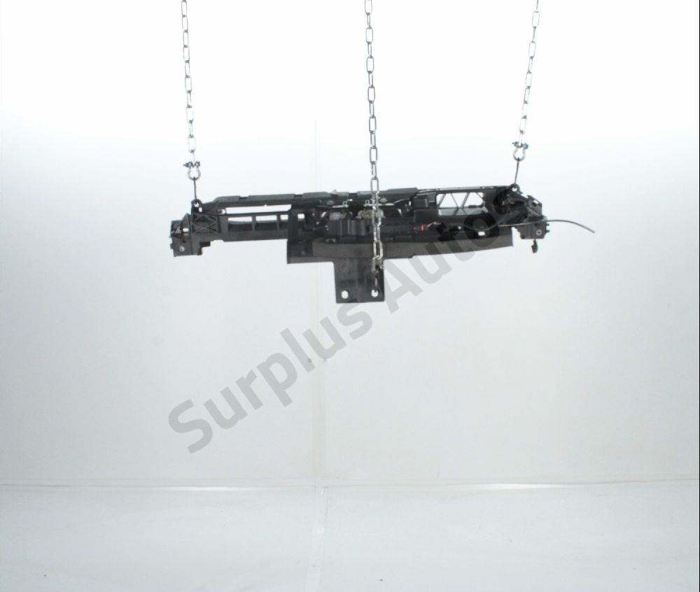 Traverse supérieure armature avant