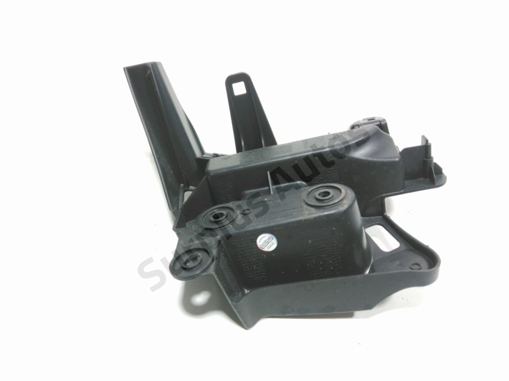 Support droit de pare-choc arrière