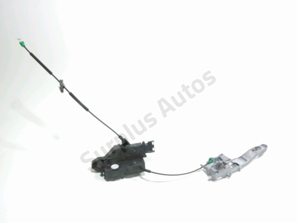 Serrure de porte avant droite