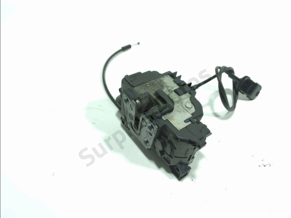 Serrure de porte avant gauche