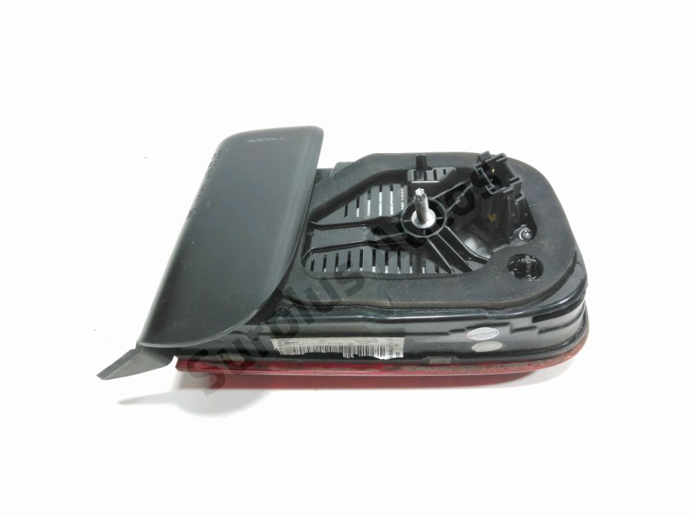 Feu arrière intérieur gauche