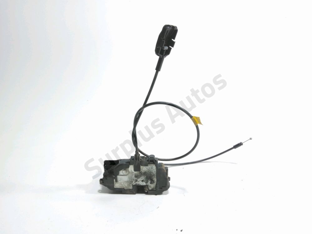 Serrure de porte avant droite