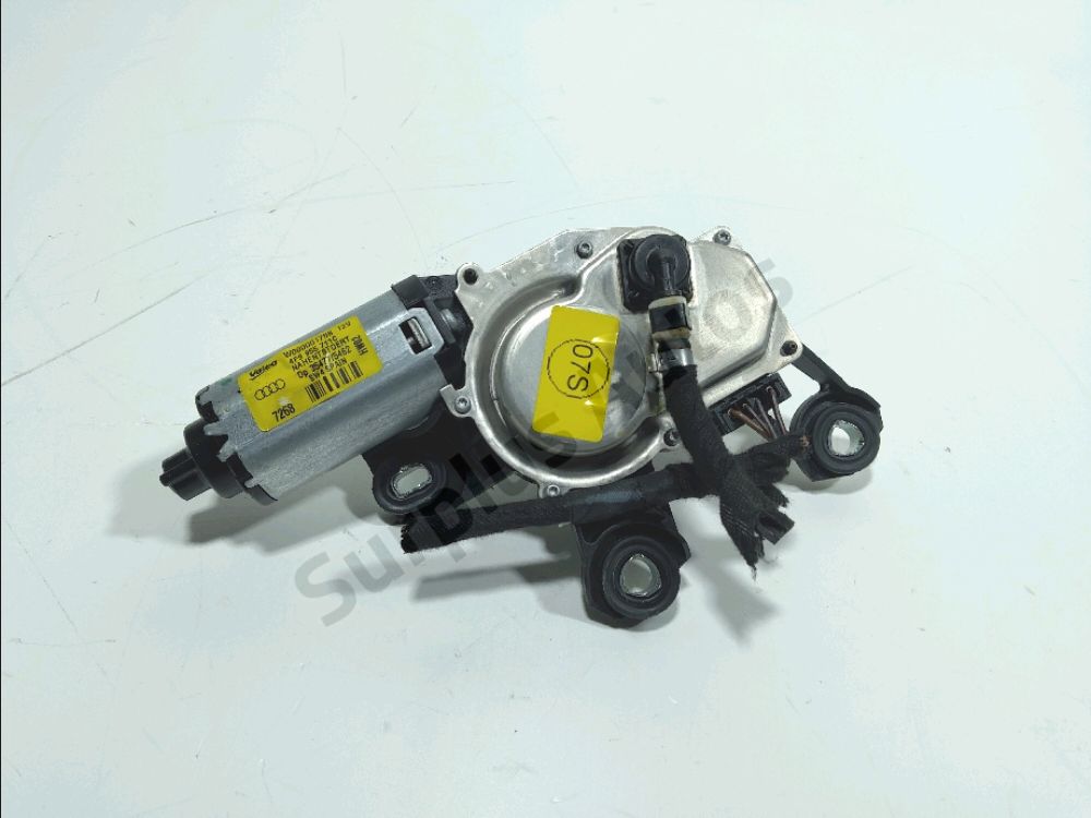 Moteur d'essuie glace arrière